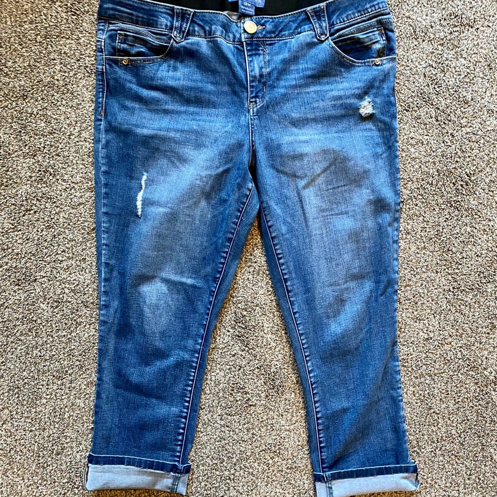 Women’s Democracy Capri Jeans